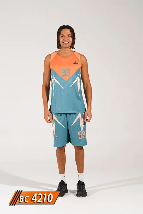 Turuncu ve petrol mavisi renklerde tasarlanan BC 4210 basketbol forması ön görünüm, isim ve numara baskısına uygun takım modeli