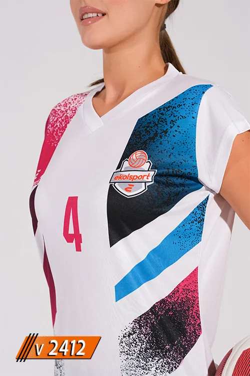 Beyaz mavi pembe piksel desenli kadın voleybol forması göğüs ve yaka detayı V2412