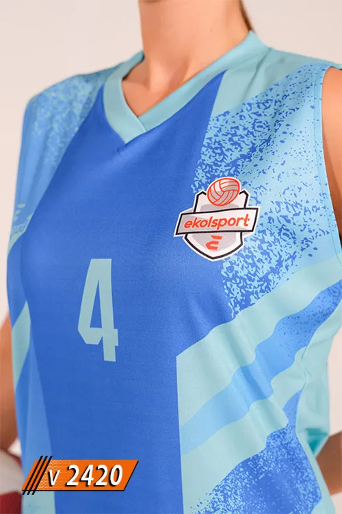 Mavi açık mavi desenli kadın voleybol forması göğüs ve yaka detayı V2420